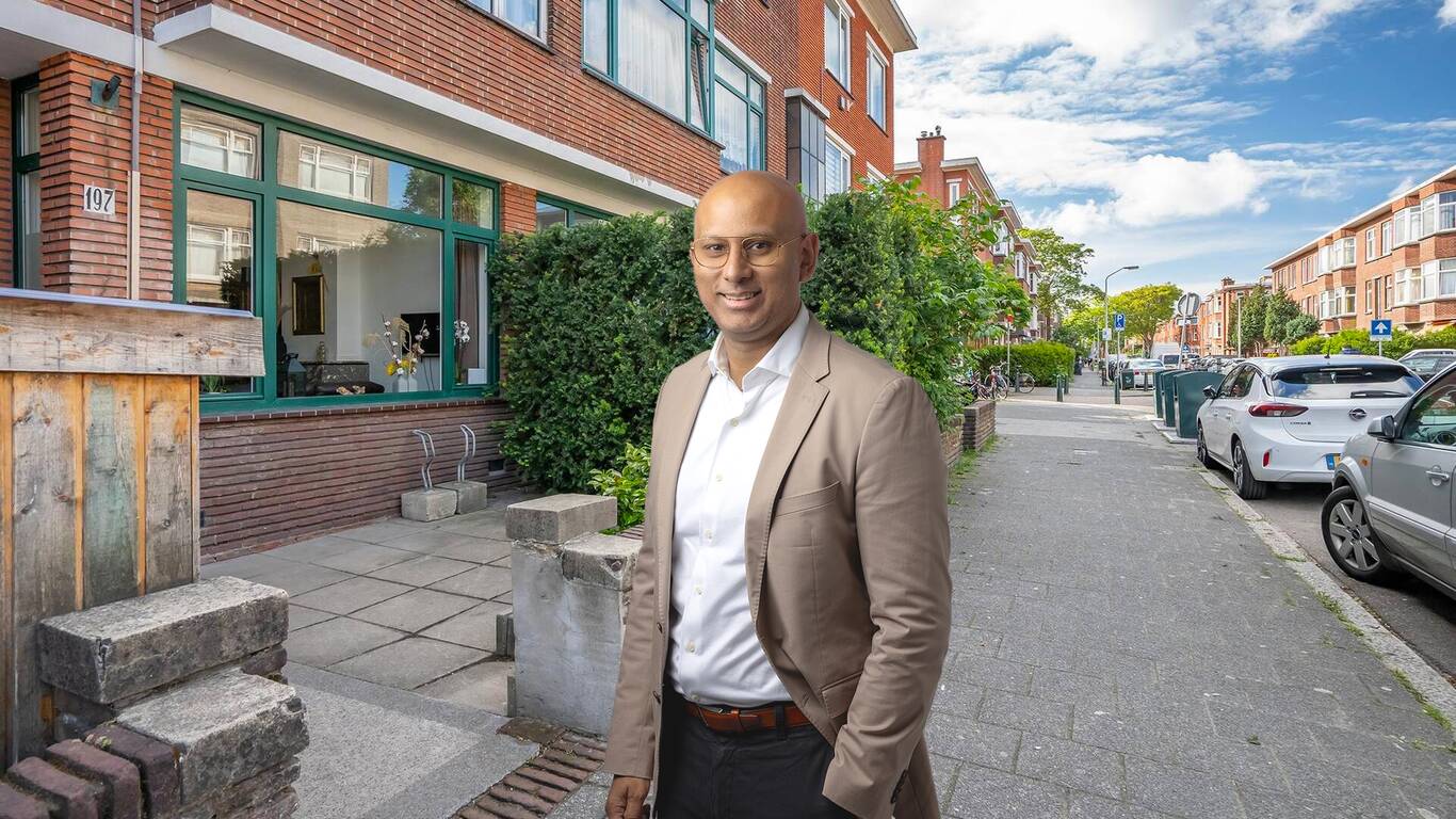 Makelaar Ronny Thakoer