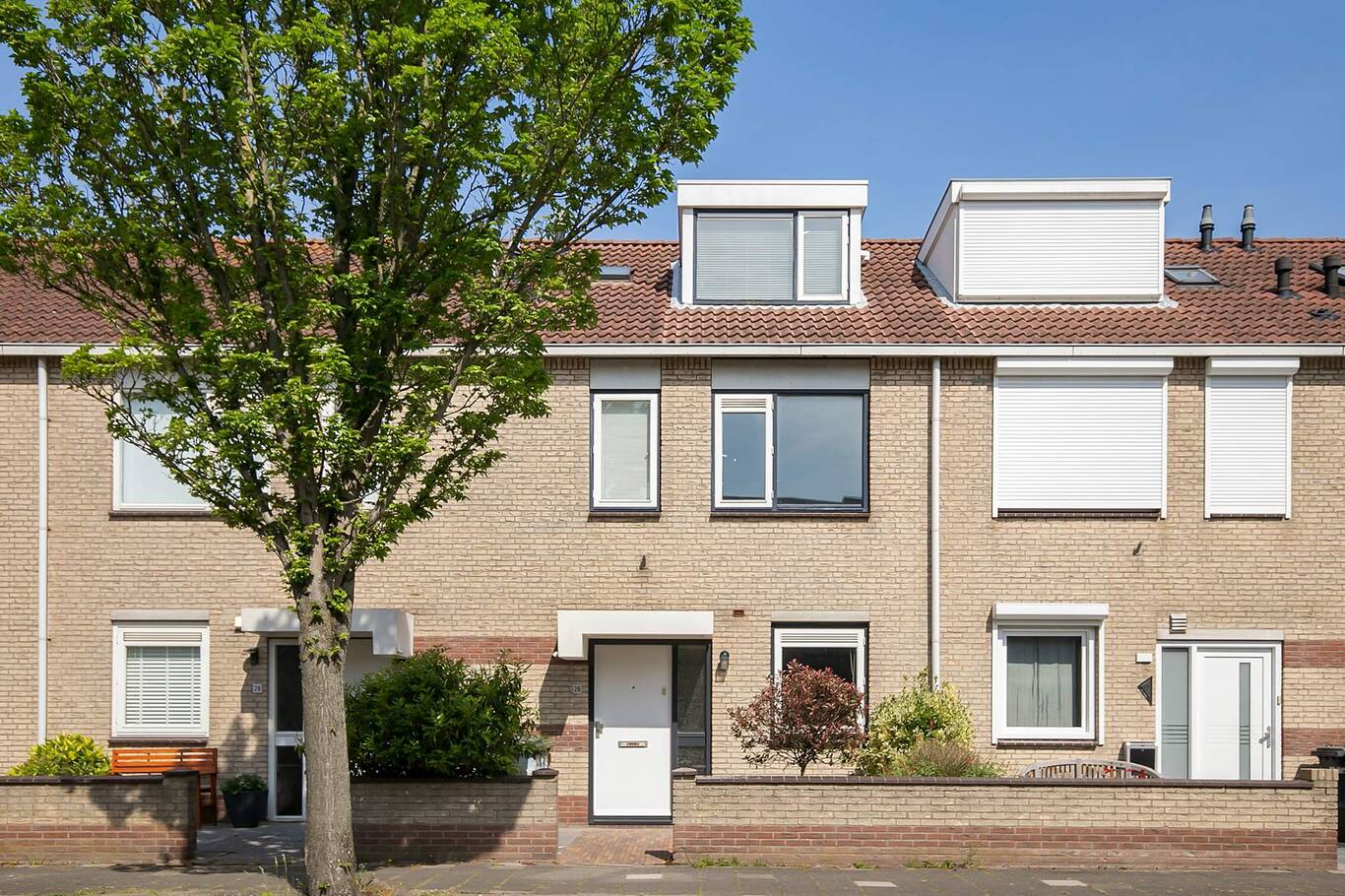 Laan van Delfland 26 MONSTER